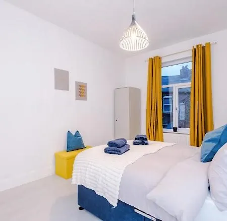 Sleep7, Pool Table, Ttennis, Free Parking, 3Br-2